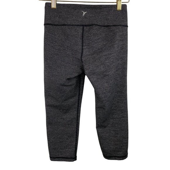 Old Navy Active Capris Womens Size Small Black & White Striped - Picture 3 of 8